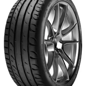 Dernier Modèle Taurus Ultra High Performance 245/35R18 92Y XL
